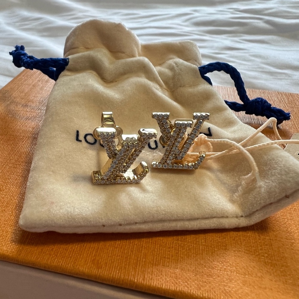 LV ICONIC EARRINGS